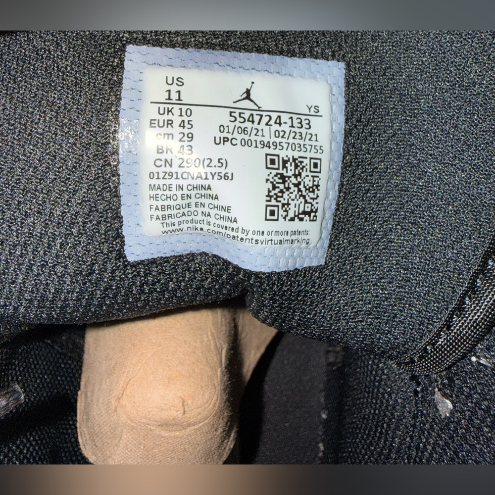 Air Jordan 1 Mid - Picture 6 of 8